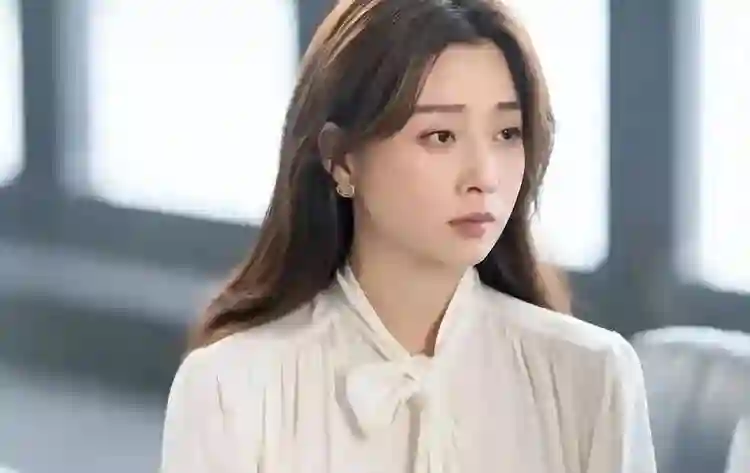 直到看完殷桃的家，终于明白她45岁却不着急结婚生子的原因了