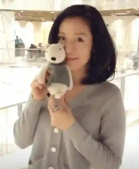 成龙与吕秀菱私生子传闻：无实证支撑，全靠臆想拼凑？