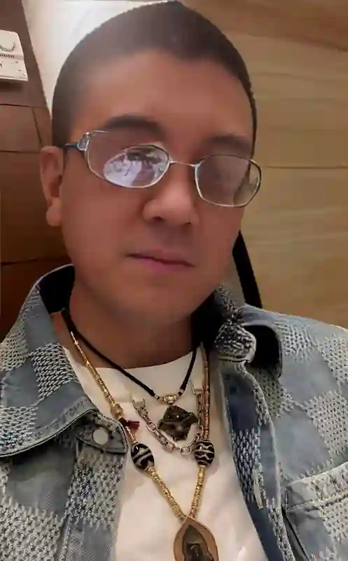 黄圣依也没想到吧？离婚才6个月，她的前夫杨子越来越“抽象”了