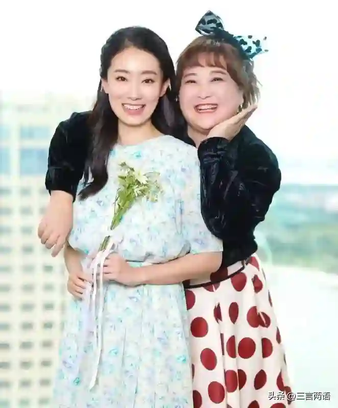 娱乐圈的残酷真相，张小斐的亲身经历，揭示了明星的辛酸！