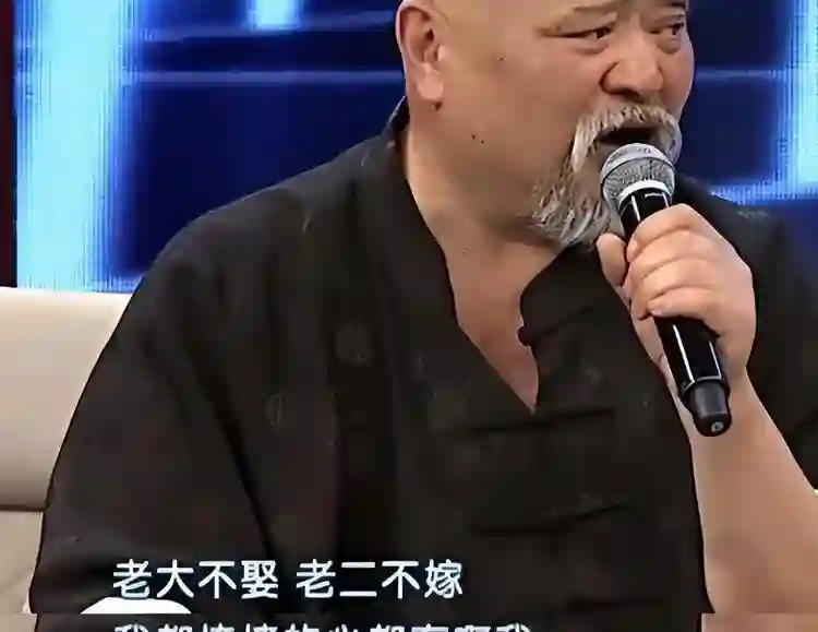 70岁的李琦：曾每天2包烟，顿顿8两酒，跟去世前的杨少华如出一辙