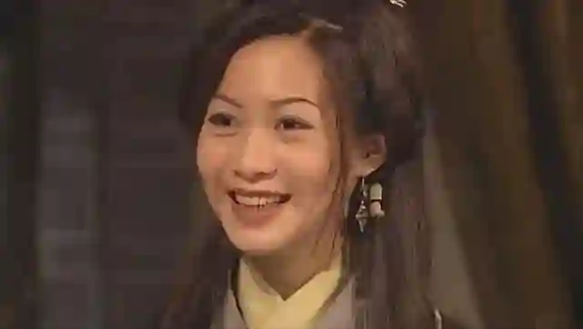 王菲张柏芝已是谢霆锋女友“天花板”？事实上她俩都只能往后排！