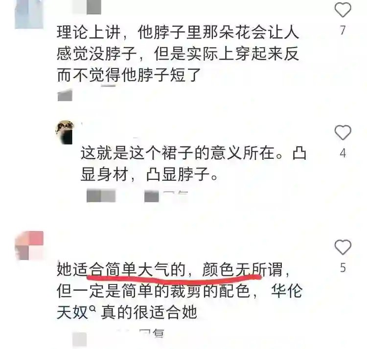关晓彤现身山东农贸市场，发传单无人理，颜值是真的开始下滑