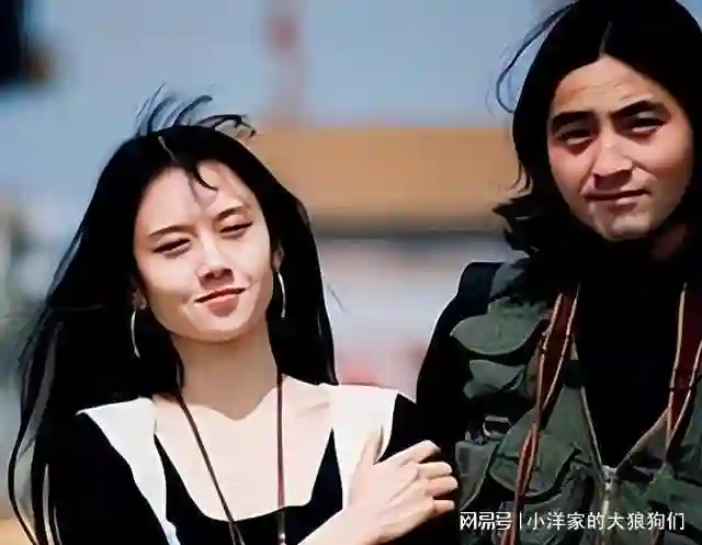 67岁杨丽萍和75岁前夫复合了？富商前夫人如其名，的确纯情