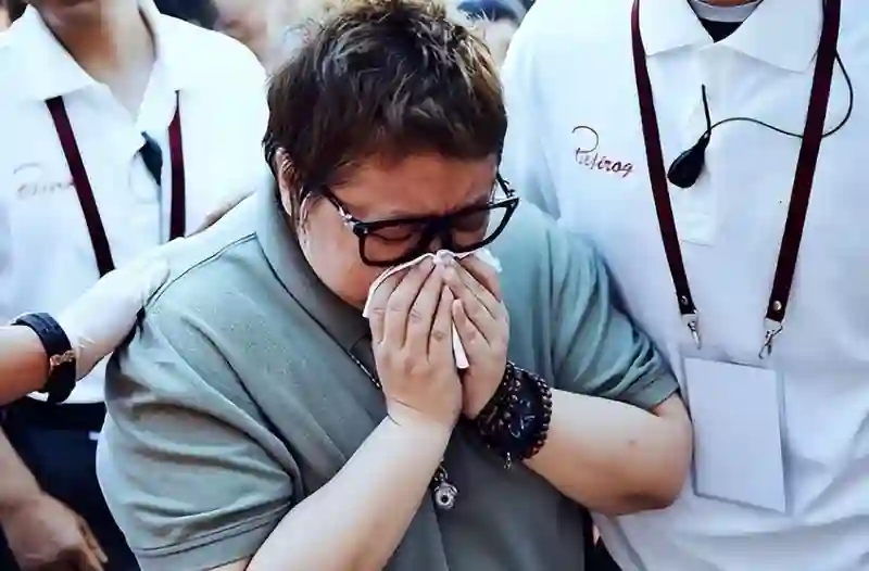 这一次，“看破又说破”的韩红，彻底撕下唐国强自以为豪的体面