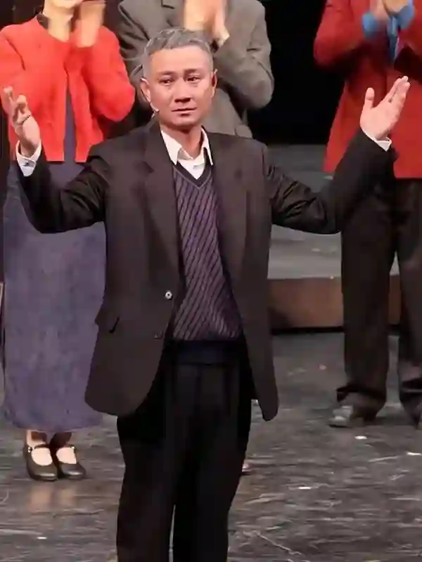 43岁姚笛近照曝光，结婚又离婚，退圈10年她变成了这样