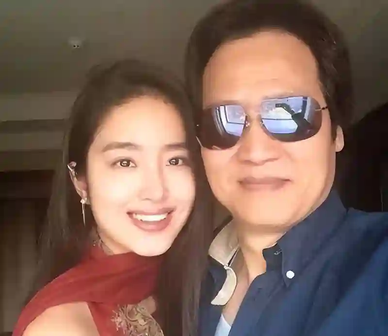 同样被陈金飞力捧，杨采钰与刘亦菲，差距为何如此明显？