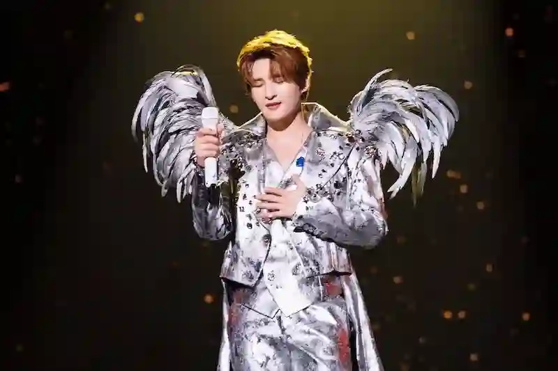 2025张远《白》巡回演唱会杭州站热烈圆满,一个人演绎一出《白蛇传》