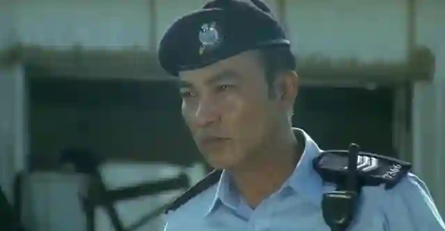 任达华：出道43年0绯闻，为爱丁克，50岁老来得子泪流满面