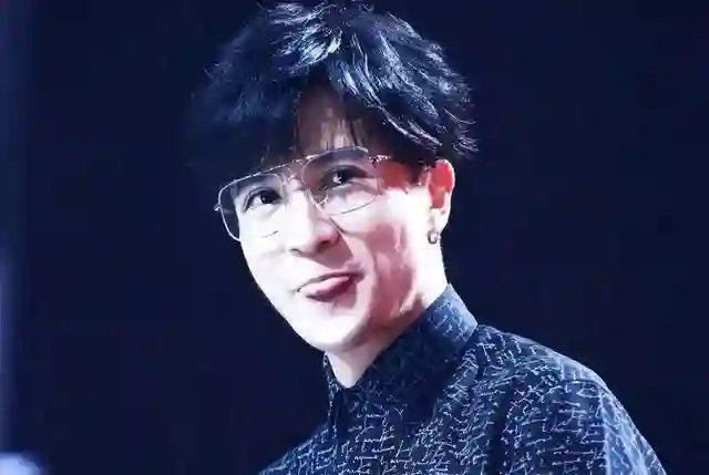 韩红不再隐瞒！曝光薛之谦真实人品，还给他出了憋了8年的窝囊气