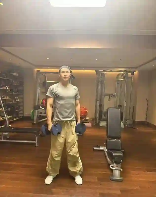 小沈阳回应女儿被吐槽丑，接受一切批评的声音，女儿已努力多年