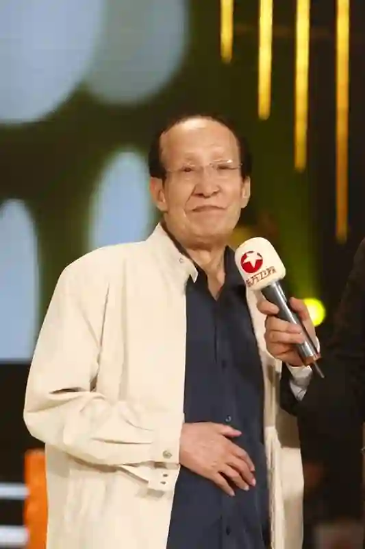 看完杨少华的葬礼，再看常宝华的葬礼，揭开了相声界最扎心潜规则