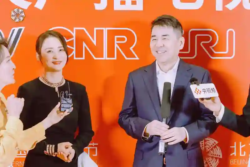 争奇斗艳的北影节红毯女明星们