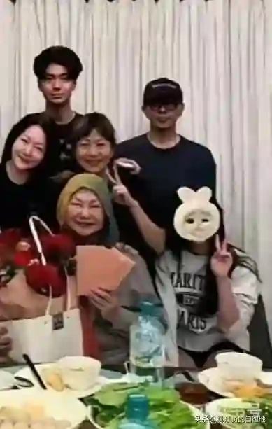 汪小菲霸气晒儿子正面照，就是要昭告天下:我的孩子我做主！