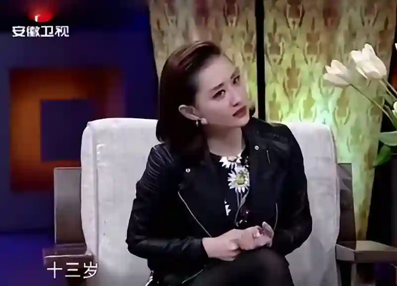 离婚8年后，51岁的陈德容感慨：爱情既没意思也没用，浪费时间