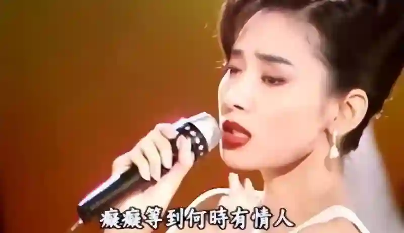 我自己就是豪门，三次拒绝富豪追求，最穷港姐逆袭人生