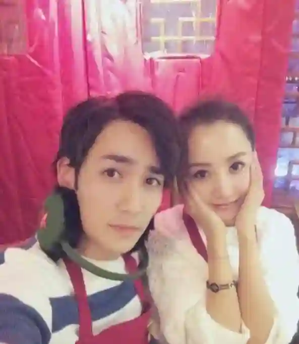 杨蓉连续11年为朱一龙庆生，真挚祝福 “常生欢喜，逍遥自在”