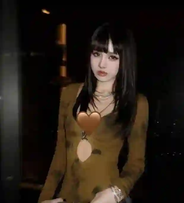 汪峰的大女儿集中了父母的优点，越大越美，简直是绝世美女