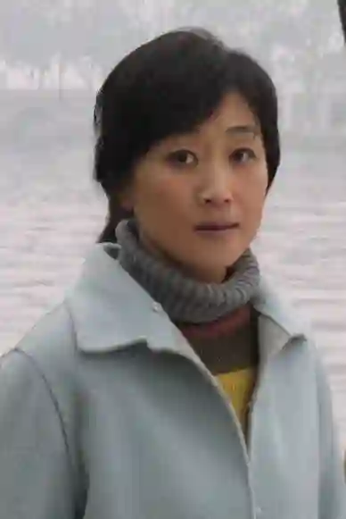 演员陈瑾：每天只吃一个桃，立志不婚不育，如今61岁开始害怕死亡