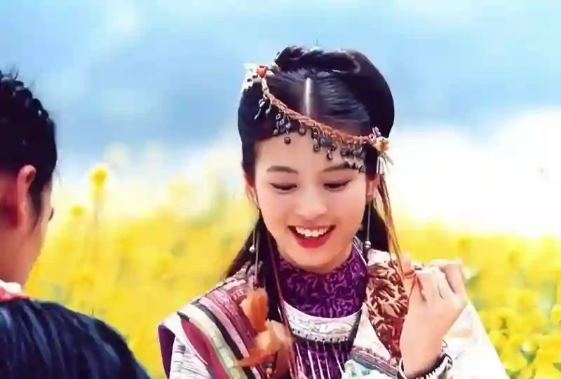 突然宣布闪婚，意外怀孕曝光，孩子竟已出生！