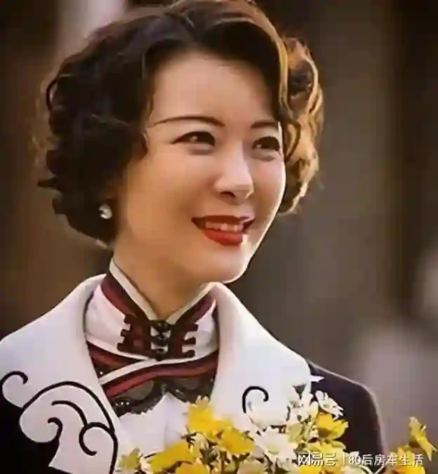 柯蓝52岁选择丁克生活，李亚鹏对她的态度引关注