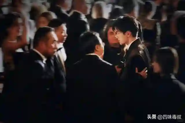 易烊千玺，摊牌了