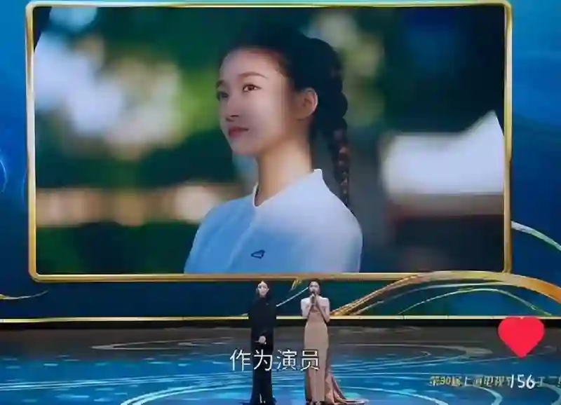 关晓彤鹿晗“没分手”？关晓彤白玉兰出风头，鹿晗非主流如权志龙