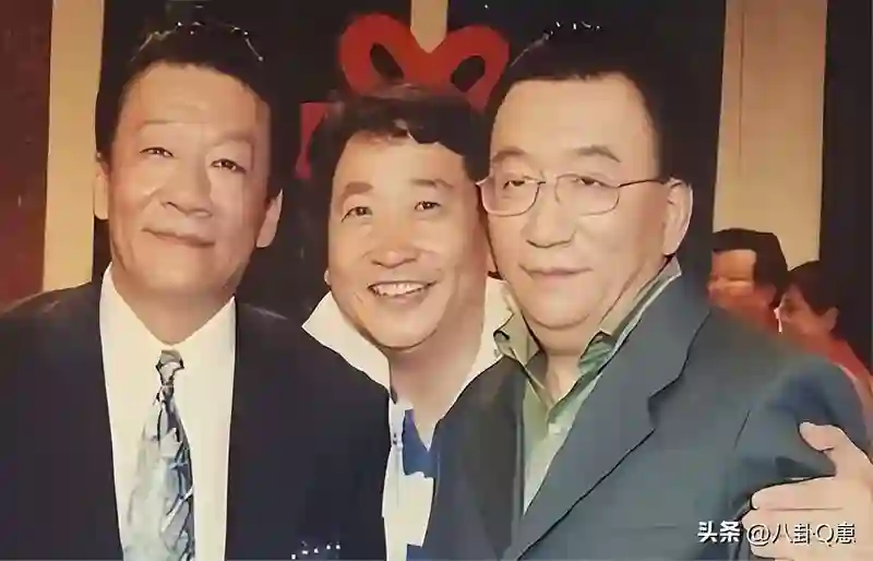 侯耀华直播吐苦水，声称不去送别杨少华，竟然是因为有不想见的人