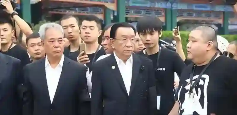 看完杨少华的葬礼，再看常宝华的葬礼，揭开了相声界最扎心潜规则