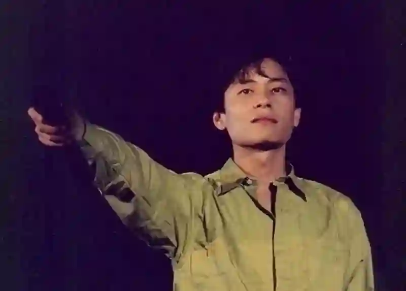 王杰是谁毒哑的？24年后王晶讲述“真相”，谢贤为此曾背黑锅多年