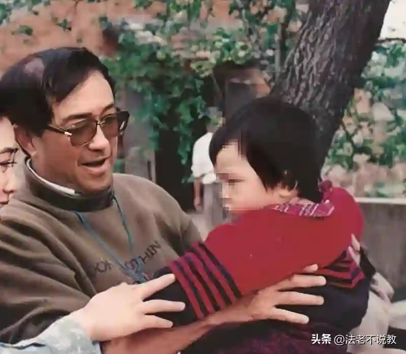 谢晋：我一生最大遗憾，4个孩子3个残疾，临终才发现是自己造成的