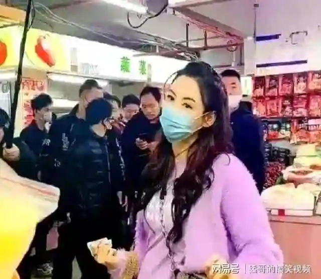 张柏芝谢霆锋不用复婚！将来都要住在儿子家，终究还是一家人