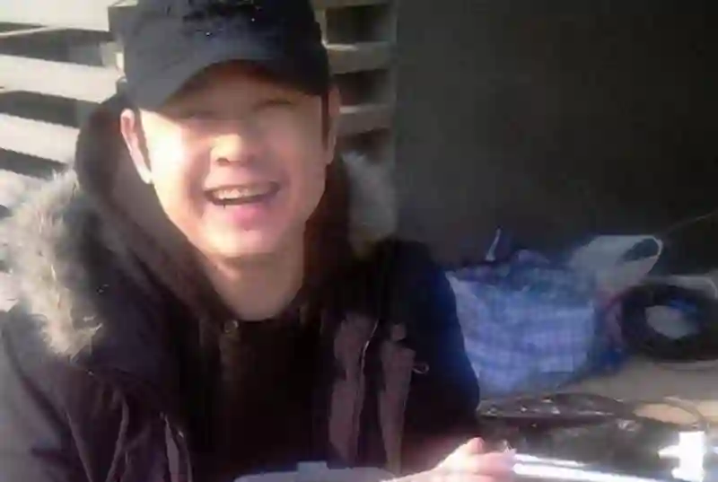 杨娜抛夫嫁富商 30 年，刀郎 