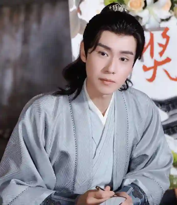 顶流陨落，内娱边角料，高开低走明星道尽娱乐圈悲哀