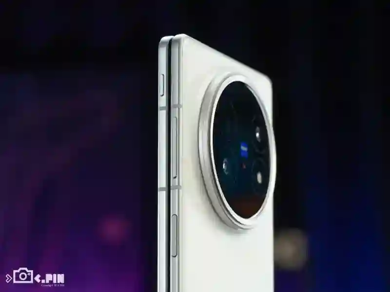 vivo刚出的这台折叠屏，我愿称它为“苹果最佳搭子”