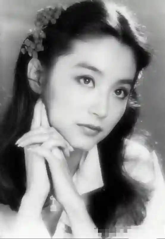 看了70岁林青霞和73岁朱琳近照，才明白大陆美人和台湾美人的区别