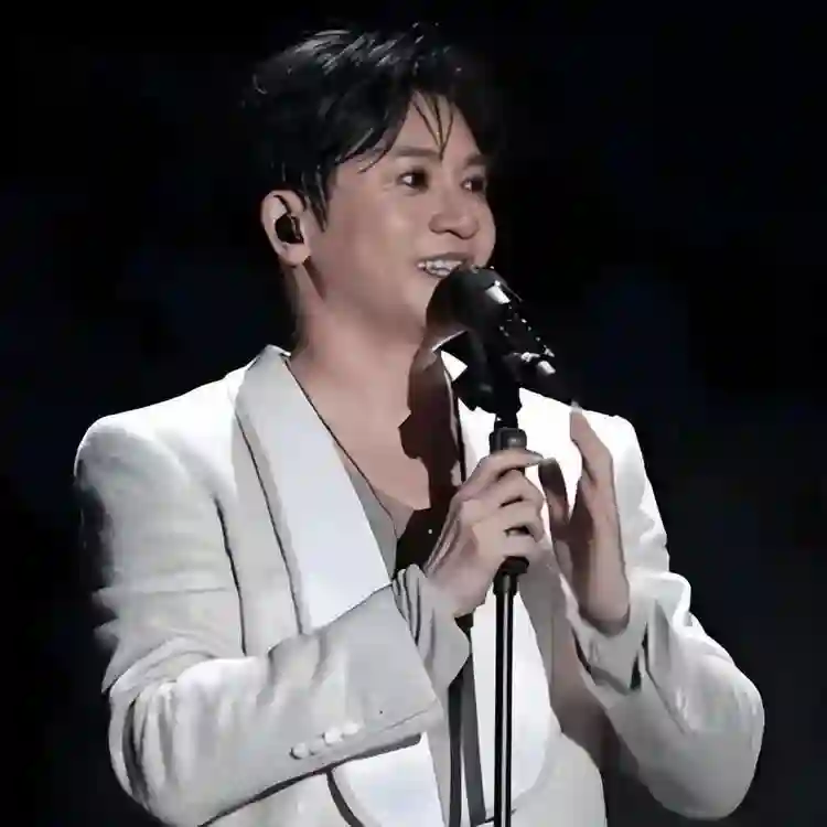 没了滤镜,明星们的真实模样太扎心！刘德华白头,苏有朋撞脸大姨?