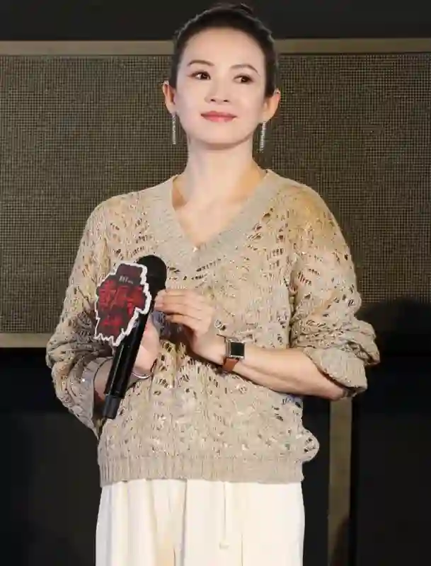考古章子怡霍启山：看似天生一对，如今才知他俩根本不是一路人
