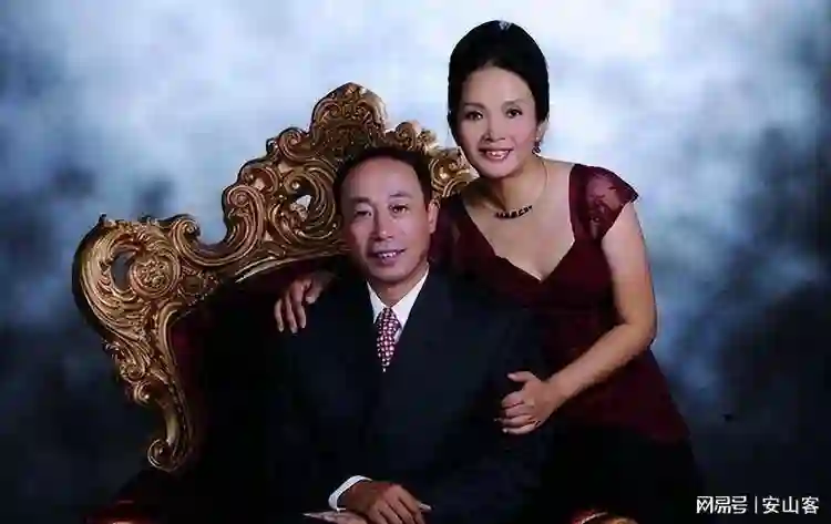 善恶终有报，如今靠捡垃圾为生的吕丽萍，彻底活成了一个笑话