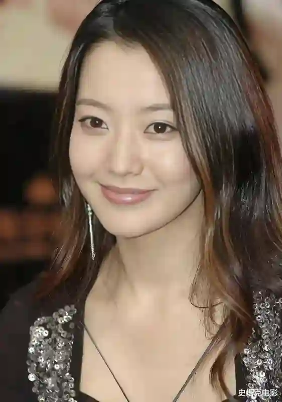 48岁金喜善现身：自然老去太真实，20年前美貌“惊艳”全场