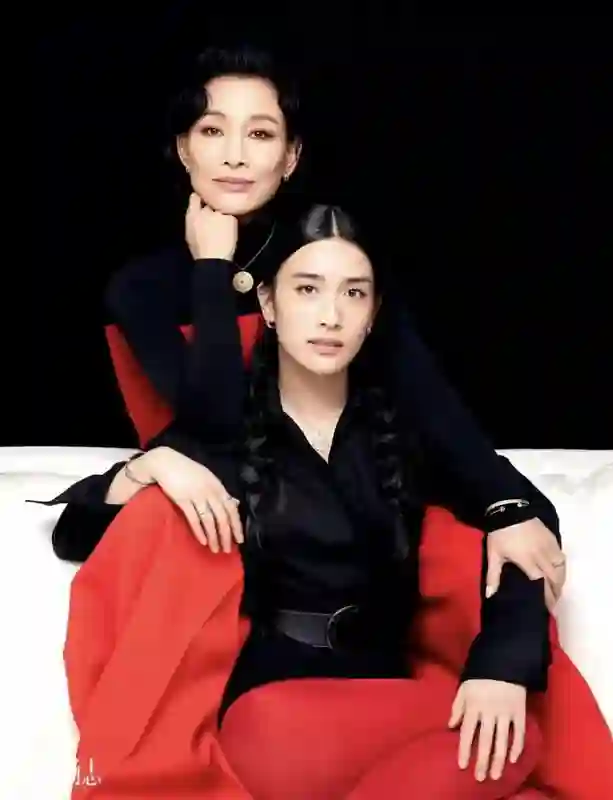 陈冲宣布名校毕业的女儿正式投入演员生涯！20年前弃养事件被重提