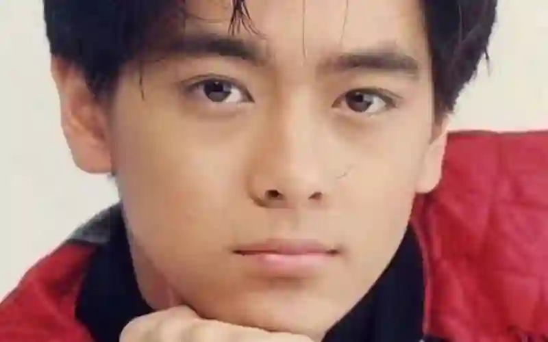 车祸三年后，林志颖整形变化大，成了“嫂子脸”，郭德纲松口气
