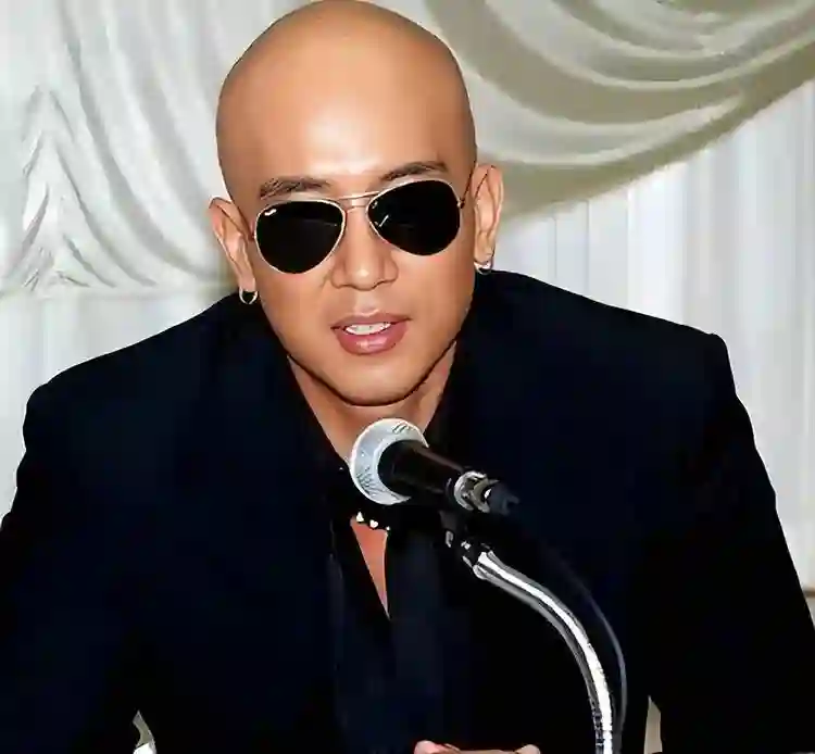 具俊晔真实身份大揭秘：身家过亿的韩国富二代，别再错怪他吃软饭