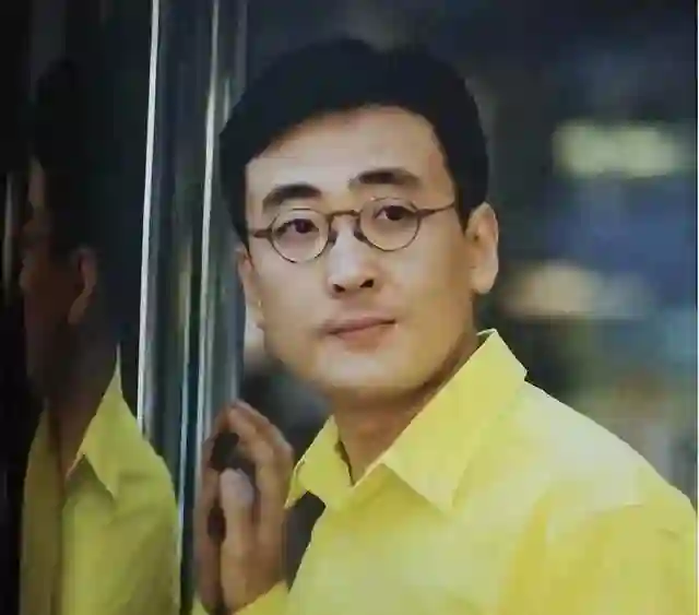 窦文涛与鲁豫王菲俞飞鸿传绯闻，55 岁为何仍单身？