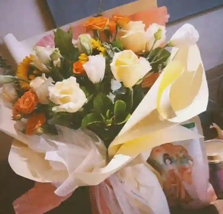 陈德容年过半百却跑去昆仑过生日，姐妹一起庆贺是真心？还是敷衍？