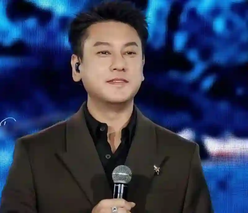朱孝天直播惹争议！表示明星赚的不多，希望汪小菲多赚钱养孩子