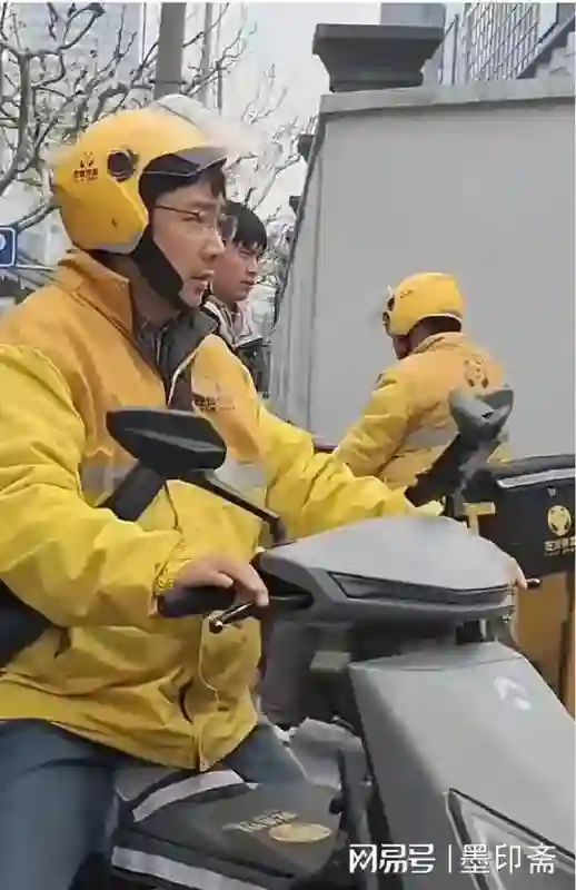 没资源、无戏可拍，靠送外卖体验生活的明星都有谁，王骁说对了