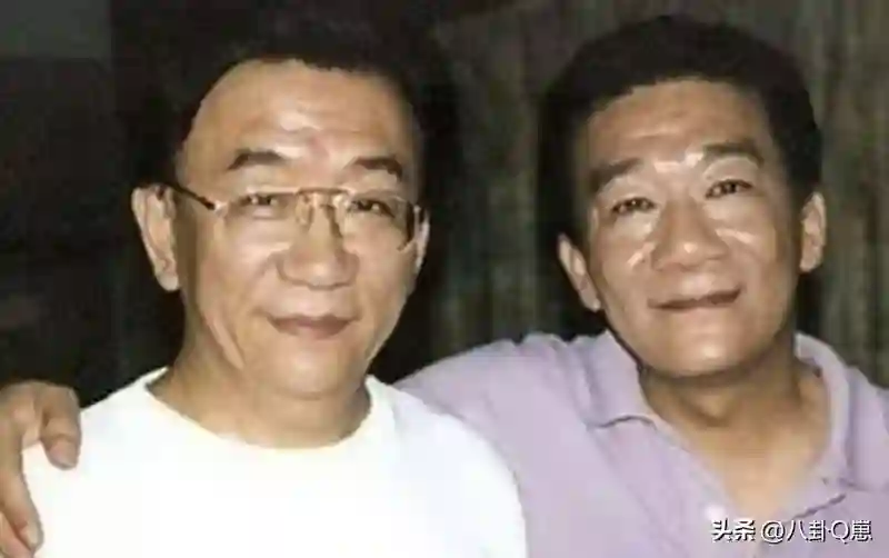 侯耀华直播吐苦水，声称不去送别杨少华，竟然是因为有不想见的人