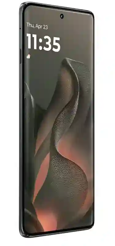 摩托罗拉Edge 2025手机渲染图曝光：升级三摄，沿用Quick Button快捷键