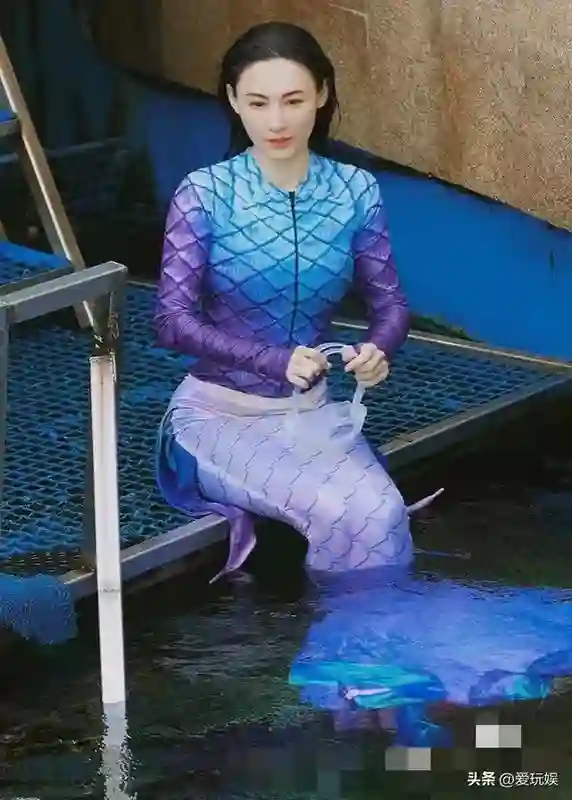 张柏芝现实长什么样？路人镜头才是照妖镜，怪不得都说王菲比不过